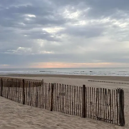 Petit Cocon Avec Terrasse A 150m De L'ocean * Soulac-sur-Mer