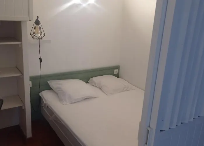 Petit Cocon Avec Terrasse à 150m De L'océan