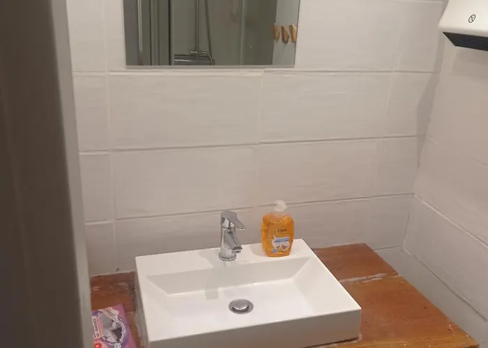 Petit Cocon Avec Terrasse à 150m De L'océan Apartamento *